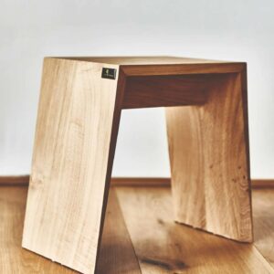 Side table Mr. Straberger