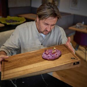 Serving board Jürgen Csencsits by Mr. Straberger